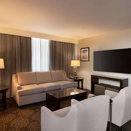 Hotel Doubletree By Hilton Washington Dc - Crystal City Arlington Exterior foto