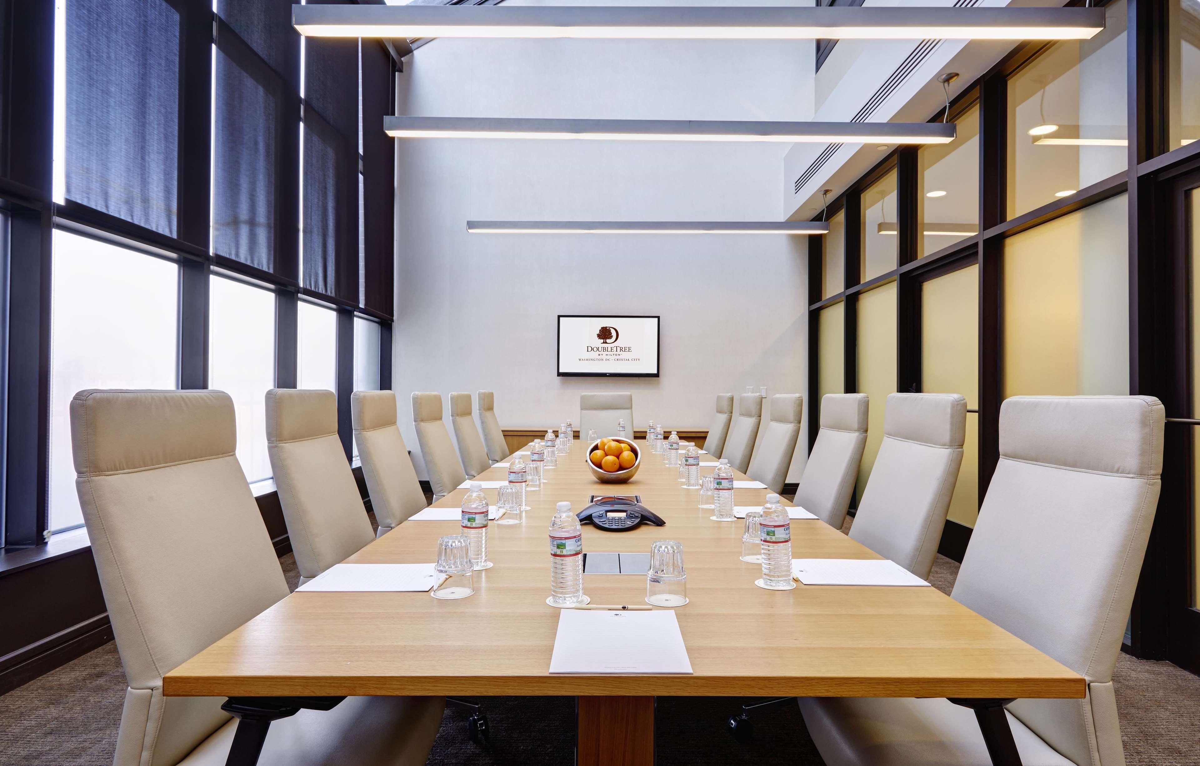Doubletree By Hilton Washington Dc - Crystal Hotel Arlington